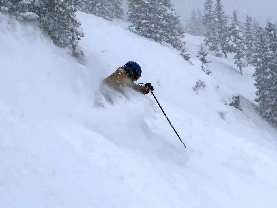 滑在犹他 Solitude (双板)|滑进滑出酒店 · 全程专业指导