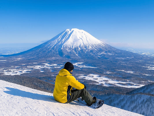 日本二世谷粉雪营（单板）｜滑进滑出·温泉美食·顶级教练带飞 (26.2.15-26.2.21)